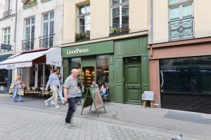 Επισκέπτες που μένουν στο Heart of Paris 2BR-8P Musee du Louvre 4 Free Netflix