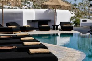 A piscina localizada em Kalea Mykonos ou nos arredores