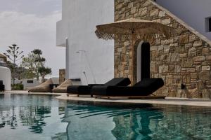 A piscina localizada em Kalea Mykonos ou nos arredores