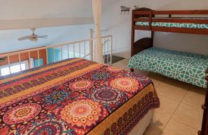 a bedroom with two bunk beds in a room at Perfect Spotts in Savannah