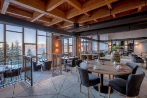 Posezení v ubytování Altezza - Arc 1800 Hotel & Spa - ex Mercure