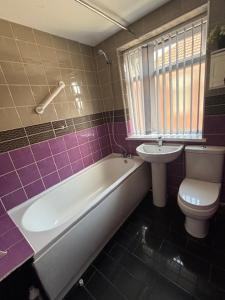 Galería fotográfica de Property in Old Trafford en Mánchester 8 fotos más