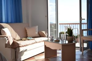 Posezení v ubytování Hotel Klonos - Kyriakos Klonos