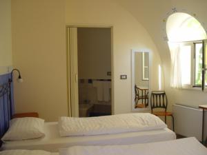 聖阿加塔迪米利泰洛的住宿－西西里花園酒店，相簿中的一張相片