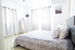 ラス・テレナスにある2BR, Private Pool, Modern, Close to Beachのギャラリーの写真