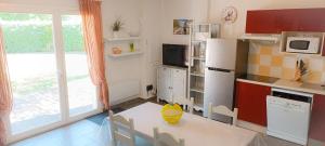 Photo de la galerie de l'établissement Villa Résidence Les Demeures du Ventoux - Vacancéole AUBIGNAN, à Aubignan