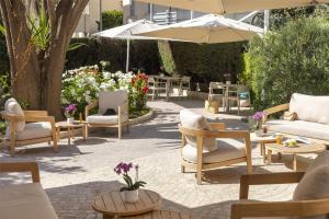 Posezení v ubytování Best Western Plus Hôtel Brice Garden Nice
