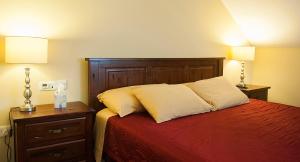 Postel nebo postele na pokoji v ubytování Sea Breeze Lodge B&B Galway