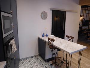 Gallery image of Espace de détente à Colombey avec SPA et jacuzzi - FR-1-611-115 in Colombey-les-deux-Églises