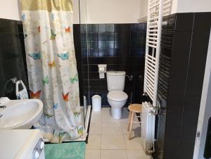 Ένα μπάνιο στο Casa rural El Portal +14 φωτογραφίες