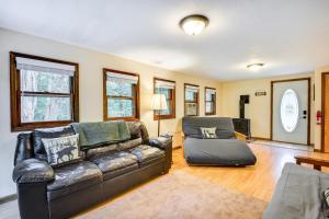 Setusvæði á 1 Mi to Brantingham Lake New York Getaway!