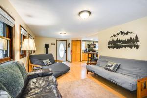Setusvæði á 1 Mi to Brantingham Lake New York Getaway!