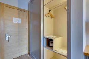 Um banheiro em Celeste Bella Luxury Hotel & Spa