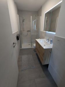 Ένα μπάνιο στο Ferienwohnung Dorfaue