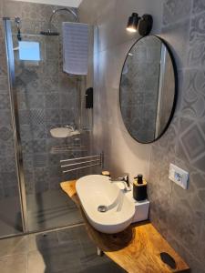 Koupelna v ubytování Borgo di Levante luxury apartments