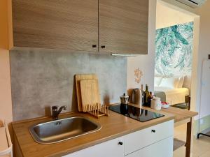 A kitchen or kitchenette at Dimora di Dante