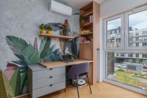 Zdjęcie z galerii obiektu Apartament Family Green z garażem, klimatyzacją do 6 osób w Warszawie