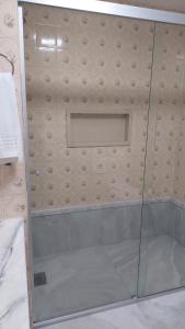 Ένα μπάνιο στο Happy Hotel Garvey Park +15 φωτογραφίες