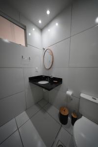 Et badeværelse på BSH - Bangalô Smart Home + 37 billeder