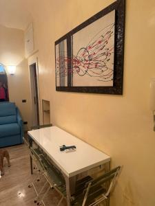 A seating area at Piazza di Spagna Apartment