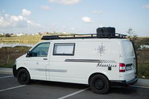 Fotografie z fotogalerie ubytování Rent Van Transporter t5 v destinaci Rinas
