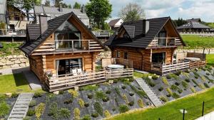 Budova, kde se chata nachází