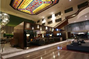 Wyndham Monterrey Ambassador Centro的休息区