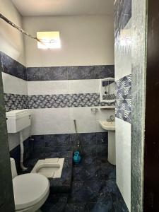 Gallery image of Shelton Royal Hotel in Multan