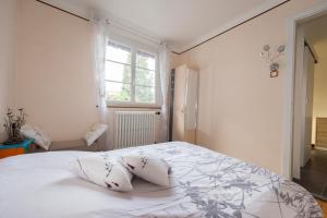 Postel nebo postele na pokoji v ubytování Appartement T3 Aux Deux Cigognes Gries + 37 fotografií
