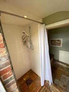Fotografie z fotogalerie ubytování The Shepherds Hut v destinaci Hindringham