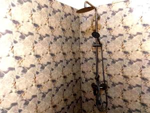 Chambre meublée à Ngor dans une zone calme et accessible的一间浴室