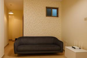 Chambre meublée à Ngor dans une zone calme et accessible的休息区