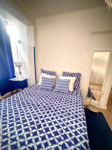 Posteľ alebo postele v izbe v ubytovaní Penthouse duplex with private terrace and cine room 24h entrance