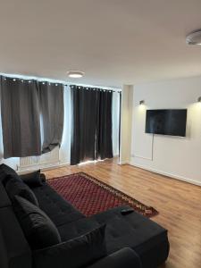 TV a/nebo společenská místnost v ubytování 3-Bed Home near MK City Centre
