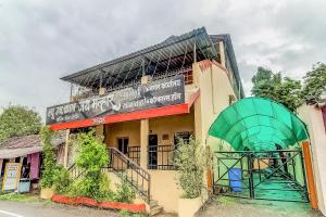 Fotografie z fotogalerie ubytování Hotel O New Ushakal Lodging & Boarding v destinaci Nirmal + 21 fotografií