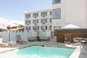 Gallery image of Hotel Solarena in Newport Beach