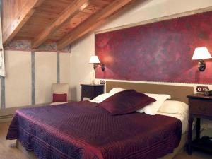 Ein Bett oder Betten in einem Zimmer der Unterkunft Hotel Plaza