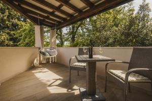 Μπαλκόνι ή βεράντα στο Rooms with a parking space Rosini, Porec - 24364