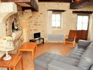 Posezení v ubytování Gîte de charme du XVIIIe avec jardin, proche des châteaux et vignobles de Touraine, équipements inclus - FR-1-381-365