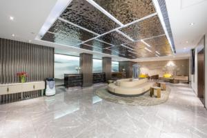 Foto sihtkohas Hangzhou asuva majutusasutuse 杭州西湖武林广场银泰桔子水晶酒店 galeriist
