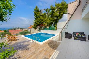 Afbeelding uit fotogalerij van Tandem Apartments with Swimming pool in Cavtat