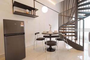 Kuchyň nebo kuchyňský kout v ubytování The Apple Melaka by Urban Luxe Suites