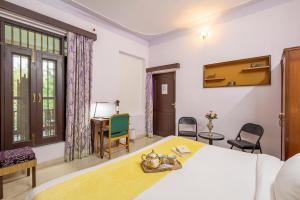 ウダイプールにあるAbhimanyu Mansion Emerald 1-Room Retreat With Common Outdoor Dining Area & Gardenのギャラリーの写真