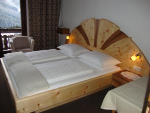 Ένα ή περισσότερα κρεβάτια σε δωμάτιο στο Krönhof