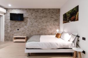 Postel nebo postele na pokoji v ubytování Victoria Studio 1 e 2 by Quokka 360 - Close to Porta Torre in Como