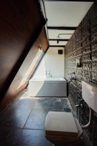 Φωτογραφία από το άλμπουμ του Tanay Stays σε Mārg Āsni +28 φωτογραφίες