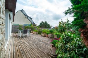 Ogród w obiekcie Côté Mer - Maison familiale accès privé à la plage