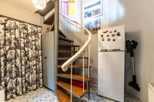 Køkken eller tekøkken på Historic Balat 2BD2Bath Central House! #388