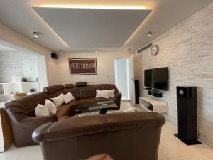 Et tv og/eller underholdning på Villa Kerjanus