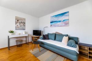 TV a/nebo společenská místnost v ubytování Apartments Katarina